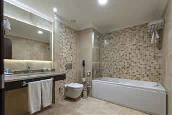 Ramada Hotel & Suites by Wyndham Istanbul Merter 5*