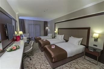 Ramada Hotel & Suites by Wyndham Istanbul Merter 5*
