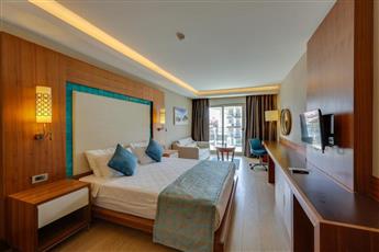 Ramada Hotel & Suites by Wyndham Istanbul Merter
