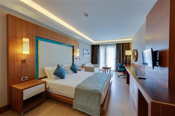 Ramada Hotel & Suites by Wyndham Istanbul Merter