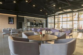 Ramada Hotel & Suites by Wyndham Kusadasi 5*