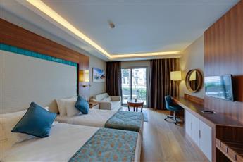 Ramada Hotel & Suites by Wyndham Kusadasi