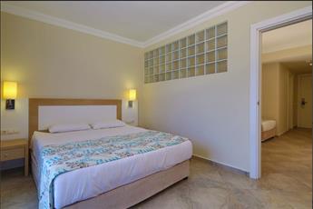 Ramada Hotel & Suites by Wyndham Kusadasi