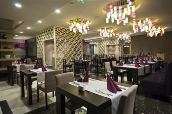 Ramada Plaza by Wyndham Antalya 5*