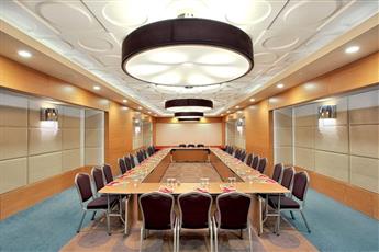 Ramada Plaza by Wyndham Antalya 5*