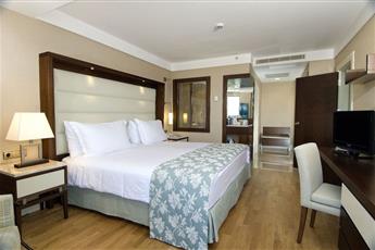 Ramada Plaza by Wyndham Antalya 5*