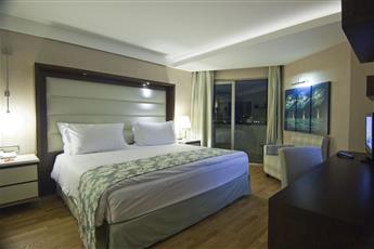 Ramada Plaza by Wyndham Antalya 5*
