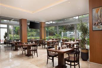 Ramada Plaza by Wyndham Istanbul Atakoy 5*