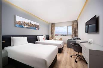 Ramada Plaza by Wyndham Istanbul Atakoy 5*