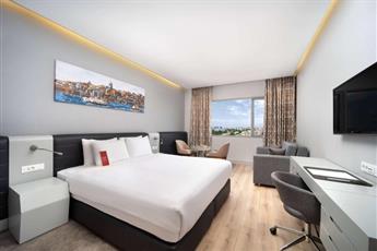 Ramada Plaza by Wyndham Istanbul Atakoy 5*