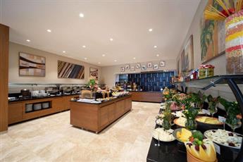 Ramada Plaza by Wyndham Istanbul Atakoy 5*