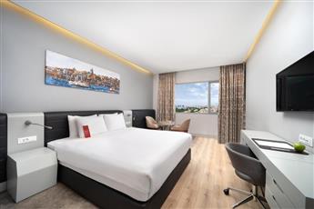 Ramada Plaza by Wyndham Istanbul Atakoy 5*