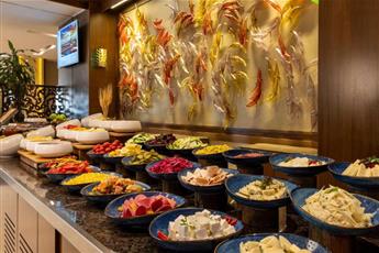 Ramada Plaza Istanbul Tekstilkent 5*