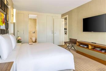 Ramada Plaza Istanbul Tekstilkent 5*