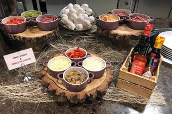 Ramada Plaza Istanbul Tekstilkent 5*