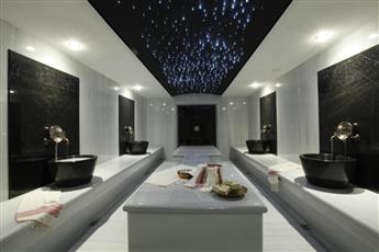 Ramada Plaza Istanbul Tekstilkent 5*