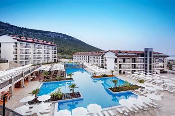 Ramada Resort by Wyndham Akbuk 4*