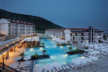 Ramada Resort by Wyndham Akbuk 4*