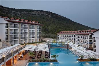 Ramada Resort by Wyndham Akbuk 4*