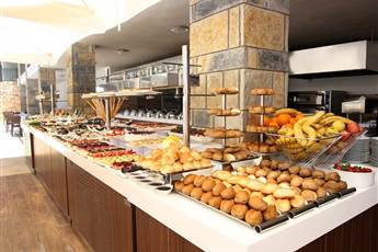 Ramada Resort by Wyndham Akbuk 4*