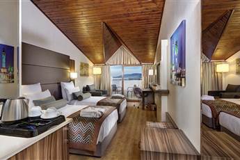 Ramada Resort by Wyndham Akbuk 4*