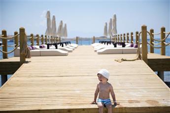 Ramada Resort by Wyndham Bodrum 5*