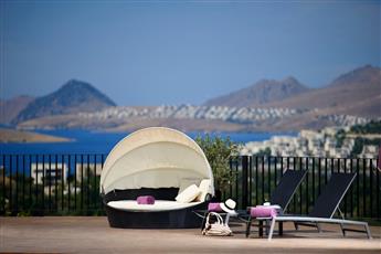 Ramada Resort by Wyndham Bodrum 5*