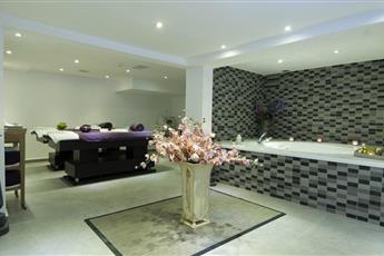 Ramada Resort by Wyndham Bodrum 5*