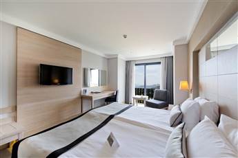 Ramada Resort by Wyndham Bodrum 5*