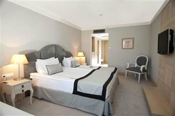 Ramada Resort by Wyndham Bodrum 5*