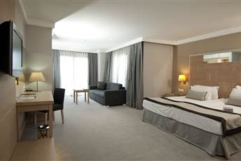 Ramada Resort by Wyndham Bodrum 5*