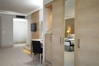 Ramada Resort by Wyndham Bodrum 5*