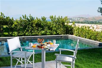 Ramada Resort by Wyndham Bodrum 5*