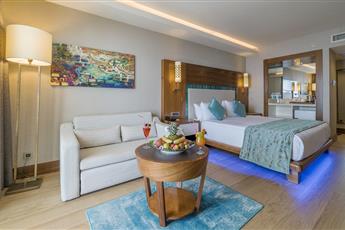 Ramada Resort by Wyndham Kusadasi & Golf 5*
