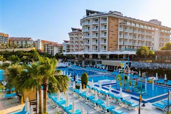 Ramada Resort by Wyndham Kusadasi & Golf