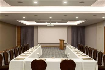 Ramada Resort by Wyndham Kusadasi & Golf