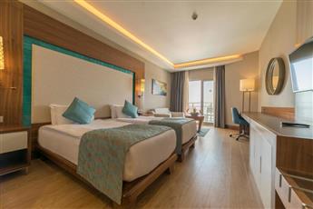 Ramada Resort by Wyndham Kusadasi & Golf