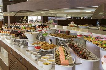 Ramada Resort by Wyndham Kusadasi & Golf