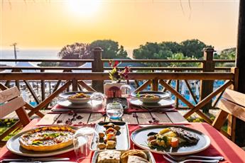 Ramada Resort by Wyndham Kusadasi & Golf