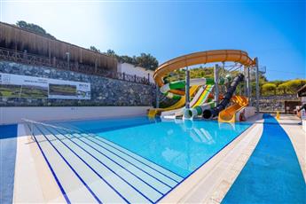 Ramada Resort by Wyndham Kusadasi & Golf