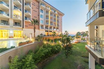 Ramada Resort by Wyndham Kusadasi & Golf