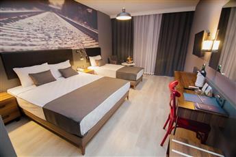 Ramira City Hotel - Adults Only 16+