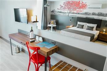 Ramira City Hotel - Adults Only 16+