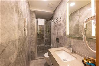 Ravi Hotel