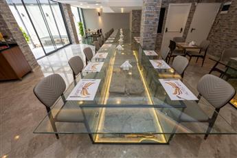 Ravi Hotel