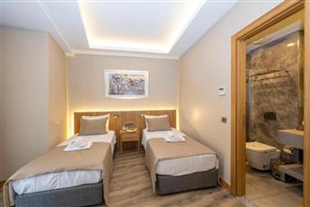 Ravi Hotel