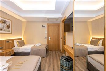 Ravi Hotel