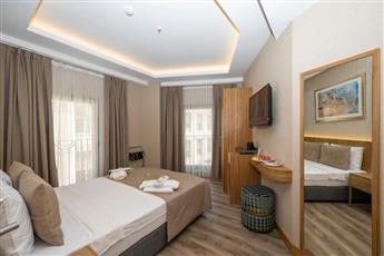 Ravi Hotel