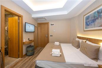 Ravi Hotel