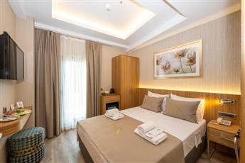 Ravi Hotel